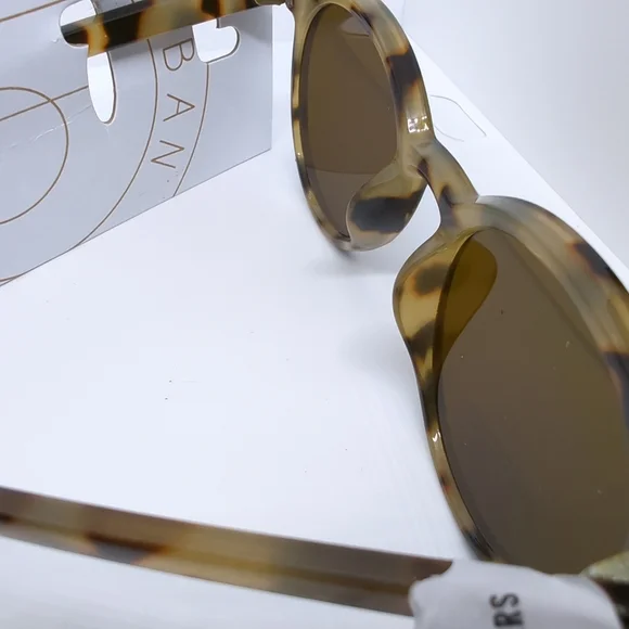 Urban Outfitters Cat Eye Sunglasses Tortoise Frame Brown Lens NWT 100% UV - Picture 4 of 10